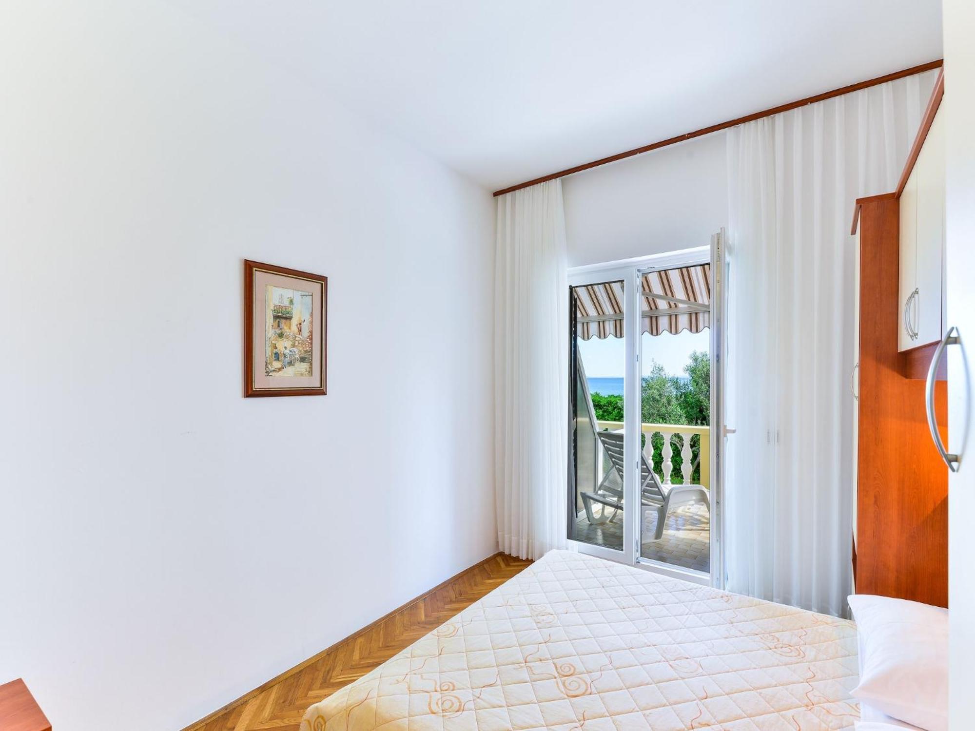 Apartments In House Liveric In Vir At The Beach Exterior foto
